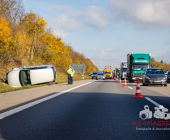 Langer Rückstau nach Unfall A81 zwischen zwei Fahrzeugen und einem LKW