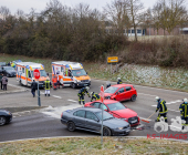 Hoher Sachschaden - Unfall an der Kaufland-Kreuzung L1100 Steinheim an der Murr