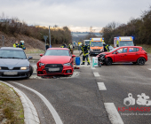 Hoher Sachschaden - Unfall an der Kaufland-Kreuzung L1100 Steinheim an der Murr