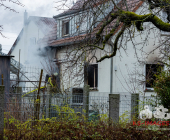 Drama an Weihnachten: Mindestens ein Toter bei Gebäudebrand in Freiberg. Weitere Verletzte und vermisste Personen derzeit