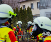 Drama an Weihnachten: Mindestens ein Toter bei Gebäudebrand in Freiberg. Weitere Verletzte und vermisste Personen derzeit