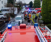 Drama an Weihnachten: Mindestens ein Toter bei Gebäudebrand in Freiberg. Weitere Verletzte und vermisste Personen derzeit