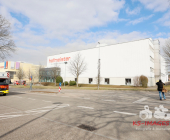 Grossbrand in Bietigheimer Möbelhaus - Großeinsatz für Feuerwehr, Rettungsdienst und Polizei