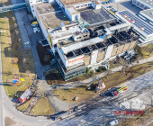 LUFTAUFNAHMEN - Ein Tag nach dem Grossbrand in Bietigheimer Möbelhaus - Großeinsatz für Feuerwehr, Rettungsdienst und Polizei