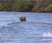 Großer Sucheinsatz auf dem Neckar zwischen Marbach und Ludwigsburg, nachdem ein Boot in starker Strömung gekentert sein soll