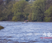 Großer Sucheinsatz auf dem Neckar zwischen Marbach und Ludwigsburg, nachdem ein Boot in starker Strömung gekentert sein soll