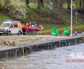 Großer Sucheinsatz auf dem Neckar zwischen Marbach und Ludwigsburg, nachdem ein Boot in starker Strömung gekentert sein soll