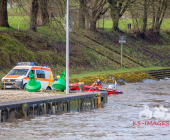 Großer Sucheinsatz auf dem Neckar zwischen Marbach und Ludwigsburg, nachdem ein Boot in starker Strömung gekentert sein soll