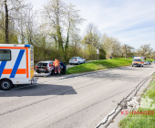 GEPIXELT -EXKLUSIV PERSONENRETTUNG DURCH FEUERWEHR- Schwerer Unfall auf der L1124. Eine Person wird durch Feuerwehr aus dem Fahrzeug befreit. Drei Verletzte drei Fahrzeuge betroffen