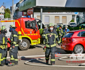 Kellerbrand führt zu einer massiven Rauchentwicklung auf der Straße – Feuerwehr Ludwigsburg im Löscheinsatz