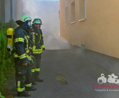Kellerbrand führt zu einer massiven Rauchentwicklung auf der Straße – Feuerwehr Ludwigsburg im Löscheinsatz