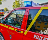 Kellerbrand führt zu einer massiven Rauchentwicklung auf der Straße – Feuerwehr Ludwigsburg im Löscheinsatz
