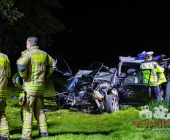 -UPDATE PM DER POLIZEI- Schwerer Unfall mit eingeklemmter Person - PKW gegen Baum - Remseck Bauernhof Sonnenhof