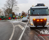 Symbolbild Schilderbrücke auf einer Autobahn mit dem Warnhinweis , Schriftzug Staugefahr ab 08.01.2023 wegen Demonstrationen