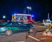Schwerer Verkehrsunfall auf der B295 bei Ditzingen - Beifahrerin muss von der Feuerwehr gerettet werden