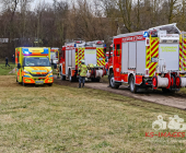 ***PRESSEMITTEILUNG & BILDER DER BERGUNG*** Spektakulärer Unfall in Dtizingen - Fahrzeug stürzt in Glems - Aufwendige Rettung und Bergung