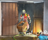 ***INFOUPDATE PRESSEMITTEILUNG*** Gebäudebrand in Leonberg-Höfingen führt zu Großeinsatz von Feuerwehr und Rettungsdienst.