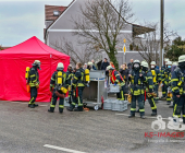 Großalarm im Landkreis Ludwigsburg. Dachstuhl eins historischen Hauses in Vaihingen-Enzweihingen steht in Brand