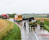 Von der Fahrbahn auf regennasser Fahrbahn abgekommen.