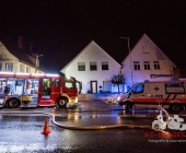 11 Verletzte bei Matrazenbrand in einem Kinderzimmer - Vater bei Löschversuche schwer verletzt