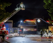 Feuer im Burgerking - Abzugshaube über Burgerbrater fängt Feuer