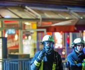 Feuer im Burgerking - Abzugshaube über Burgerbrater fängt Feuer