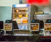 Feuer im Burgerking - Abzugshaube über Burgerbrater fängt Feuer