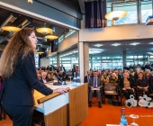 Cem Özdemir hält Schillerrede im DLA in Marbach an Schillers Jahrestag