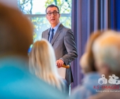 Cem Özdemir hält Schillerrede im DLA in Marbach an Schillers Jahrestag