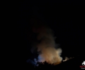 20140423_Dachstuhl brennt Lichterloh - Großaufgebot an Rettungskräften-0446