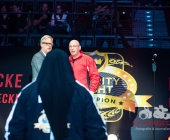 Benefiz-Veranstaltung Blaue Flecke für soziale Zwecke - Uwe Hück vs. Francois Botha im Ring