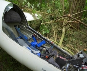 Segelflieger stÃ¼rzt im Waldgebiet ab - Familienvater schwer verletzt