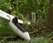 Segelflieger stÃ¼rzt im Waldgebiet ab - Familienvater schwer verletzt