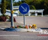 Bilder der Gedenkstätte - Fußgänger beim überqueren der Fahrbahn von Auto erfasst und getötet
