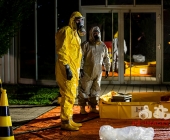 Chemische Reaktion im Tauchbecken - Großer Gefahrguteinsatz in Asperg