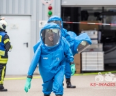 Chemische Reaktion im Tauchbecken - Großer Gefahrguteinsatz in Asperg