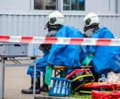 Chemische Reaktion im Tauchbecken - Großer Gefahrguteinsatz in Asperg