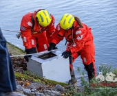Aufgebrochener Tresor in Marbach im Neckar am Kraftwerk gefunden und durch Feuerwehr geborgen