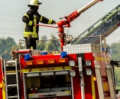 Großbrand in Remseck - Landkreise Helfen sich aus -  Waffenfund bei Löscheinsatz - Feuerwehrmann verletzt