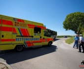 Krad kracht frontal in Linienbus auf einer LandstraÃe
