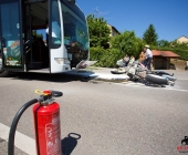 Krad kracht frontal in Linienbus auf einer LandstraÃe