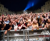 Sido ölt seine Stimme mit Jägermeister und feiert den letzten Auftritt des KSK Music Open 2016