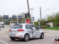 verkehrsunfall-lkw-gegen-pkw-bietigheim-22-04-2013_0009