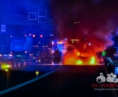 FEUERFOTOS: PKW-Brand auf der A81 höhe Parkplatz Engelberg