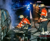 FEUERFOTOS: PKW-Brand auf der A81 höhe Parkplatz Engelberg