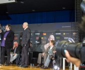 pressekonferenz-hueck-krasniqi-vom-18-09-2013_-0029