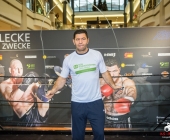 hueck-vs-krasniqi-pressetraining-13-11-2013-charety-boxen_-0027