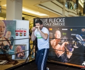 hueck-vs-krasniqi-pressetraining-13-11-2013-charety-boxen_-0030