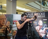 hueck-vs-krasniqi-pressetraining-13-11-2013-charety-boxen_-0044