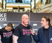 hueck-vs-krasniqi-pressetraining-13-11-2013-charety-boxen_-0094